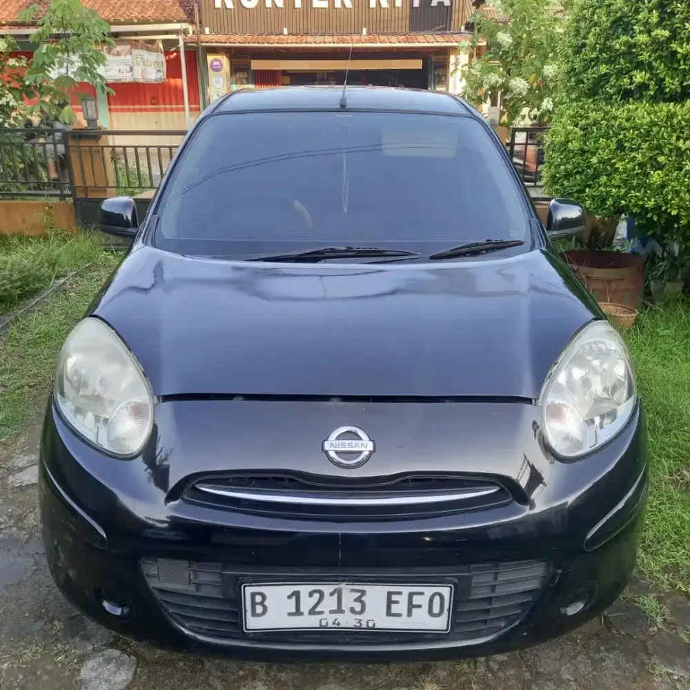 Nissan March 2010 MT