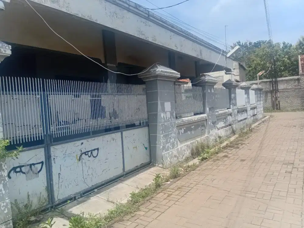 Rumah Dekat sekolah AL ijah unyur