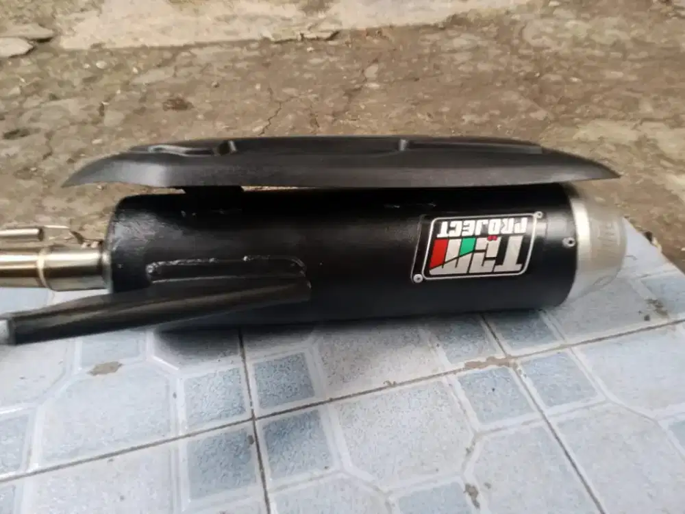 Kenalpot tzm original beat deluxe /Scoopy kode KOJ
