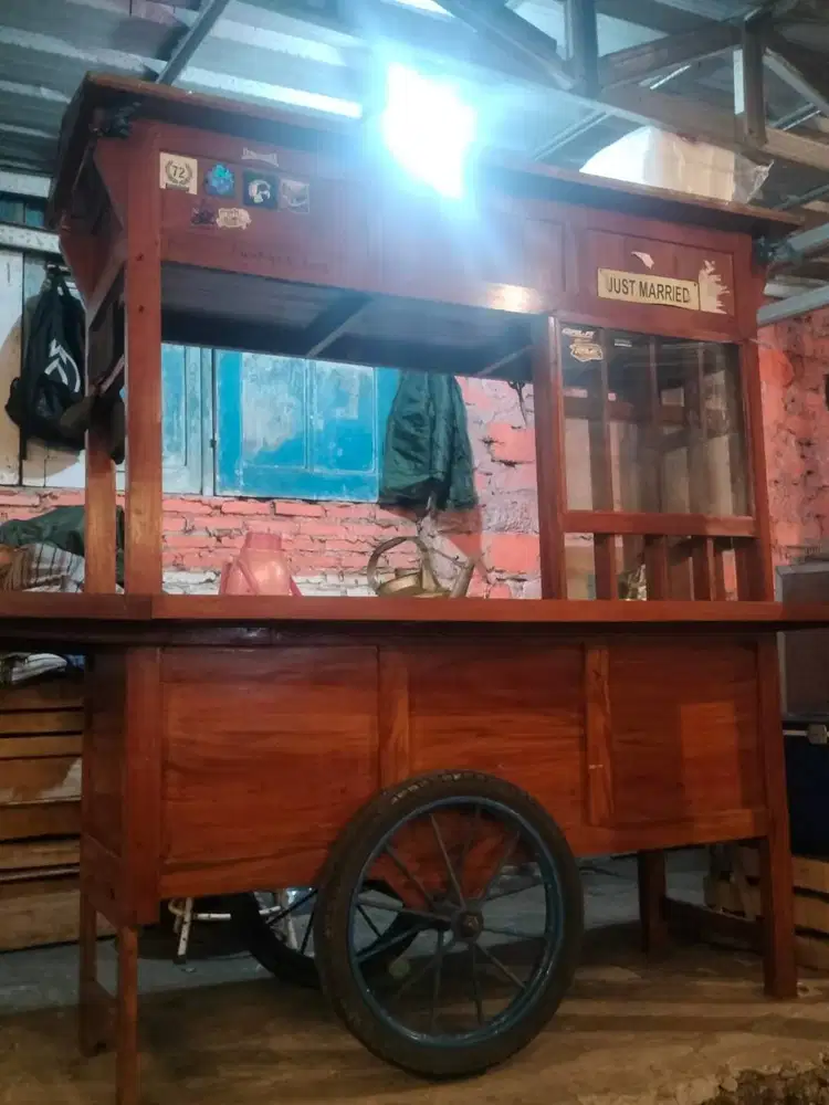 Gerobak dagangan buat usaha