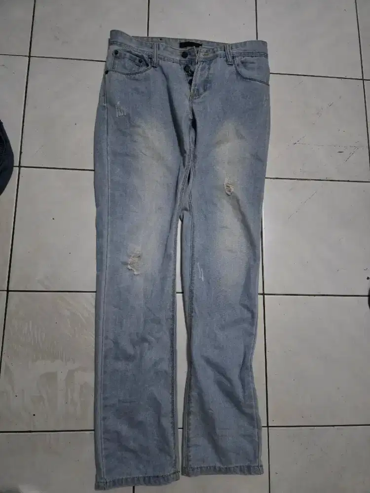 celana jeans prada made in romania