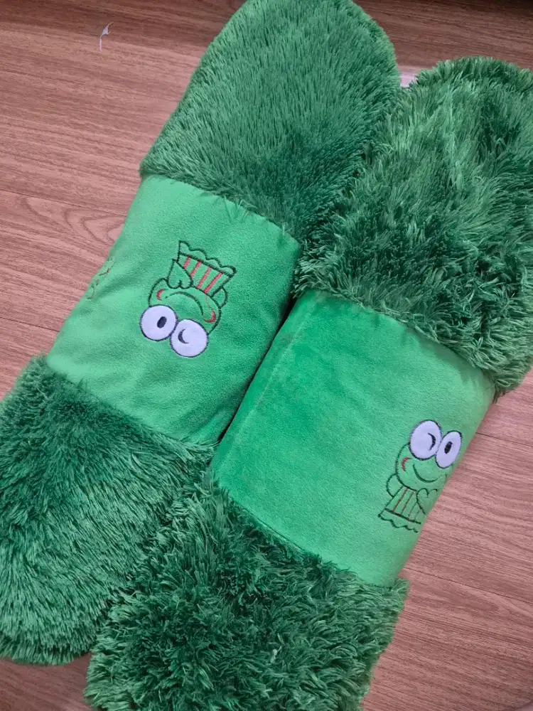 Boneka guling korepi