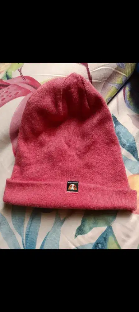 Dijual Kupluk Original Hush Puppies Beanie Hat kondisi istimewa.