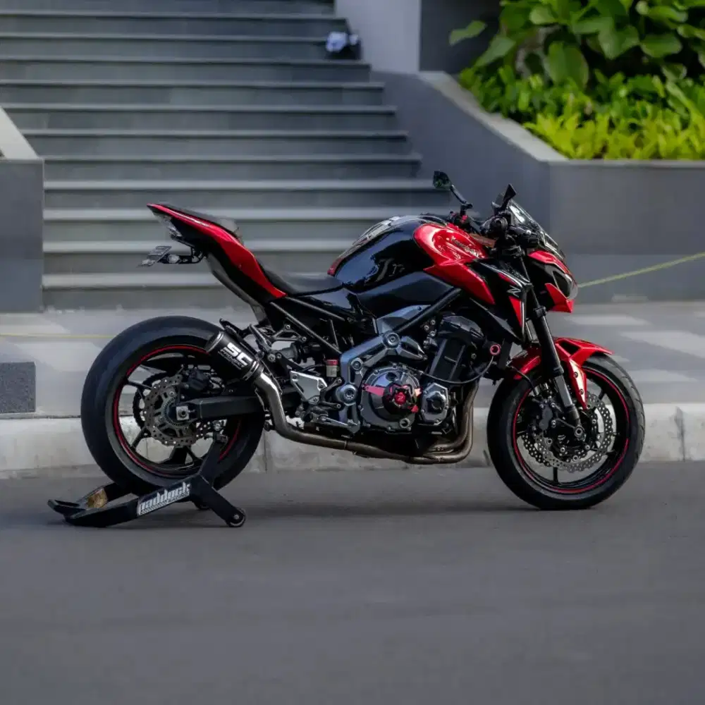 KAWASAKI Z900 TAHUN 2018 MERAH CANDY LANGKA