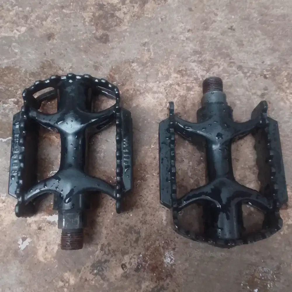 PEDAL SECOND LAYAK PAKAI