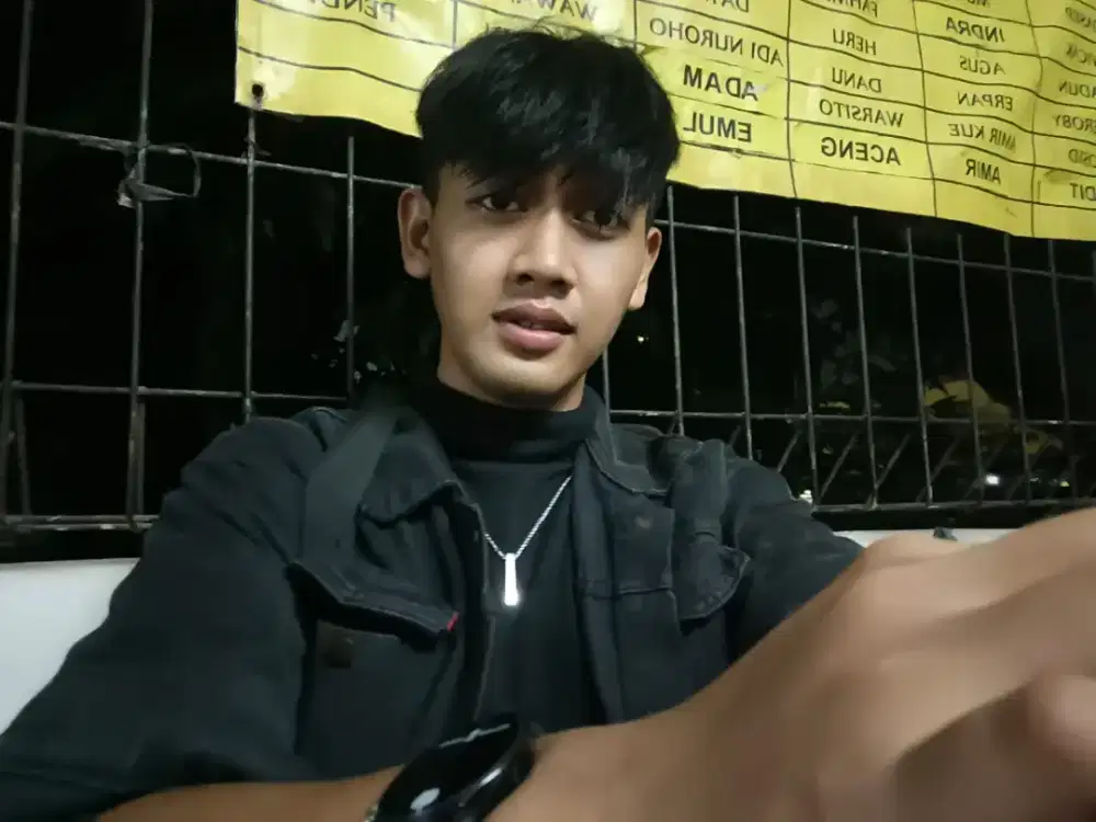 nyari lowongan pekerjaan tetap/freelance