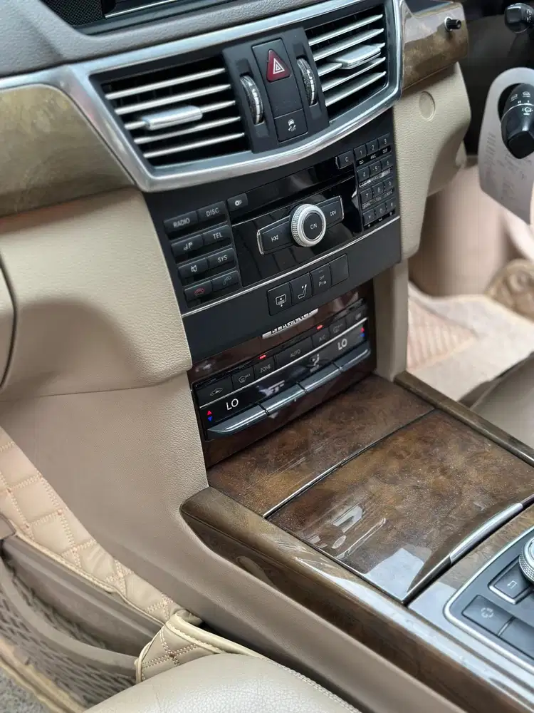 Mercedes-Benz E300 W212 2010