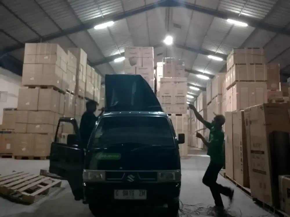 Menerima pindahan rumah buang puing tanah kayu penebangan dll