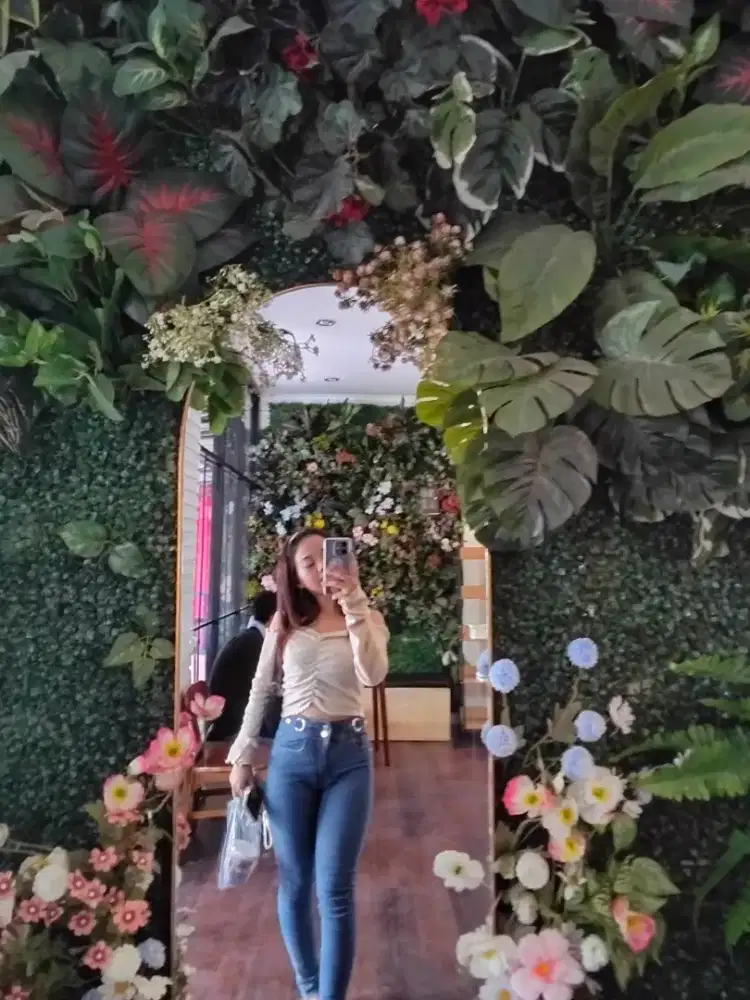 Saya mencari lowongan art atau bebysister