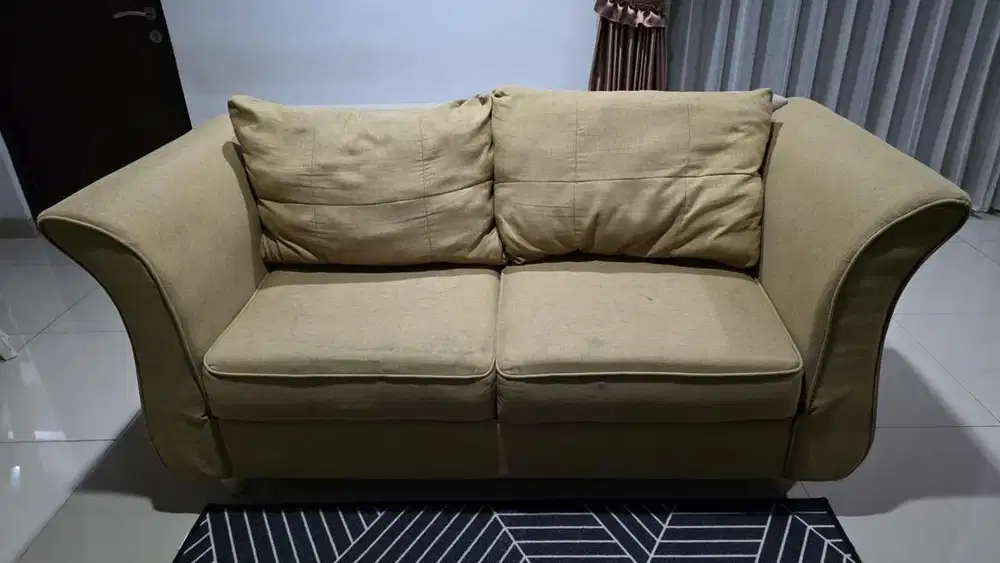 Jual sofa 2 seater second