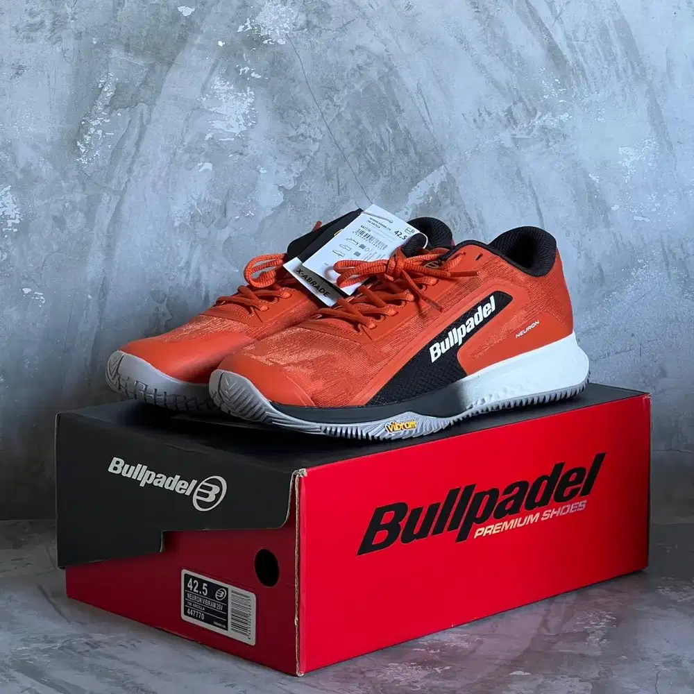 Sepatu Padel Bullpadel Neuron Vibram 25V Fede Chinghotto Padel Shoes