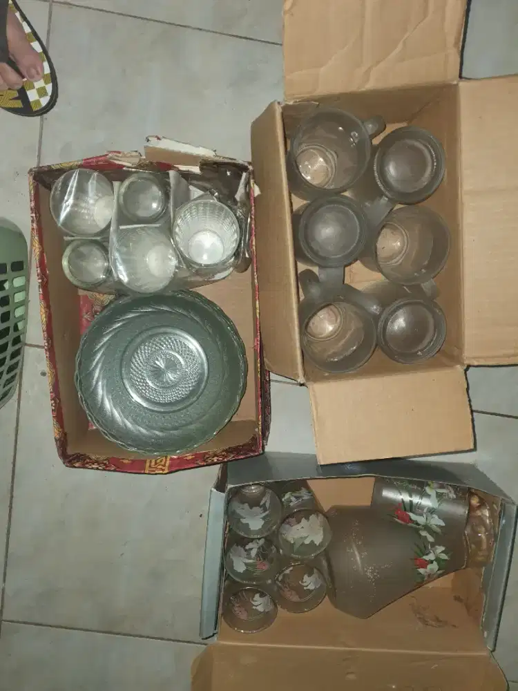Set Teko Gelas + Piring + Gelas + Gelas bir bergagang