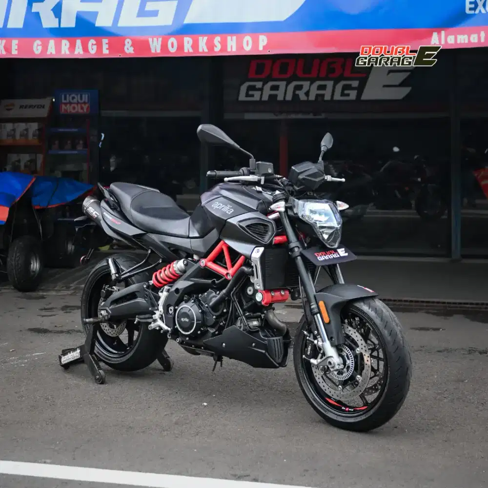 ‎APRILIA SHIVER 900  HITAM 2019 FULL PAPER