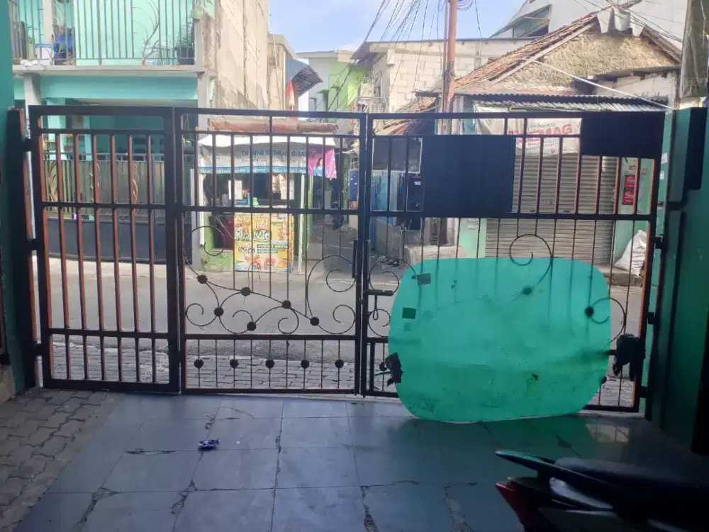 Tukang renovasi dan perbaikan atap bocor