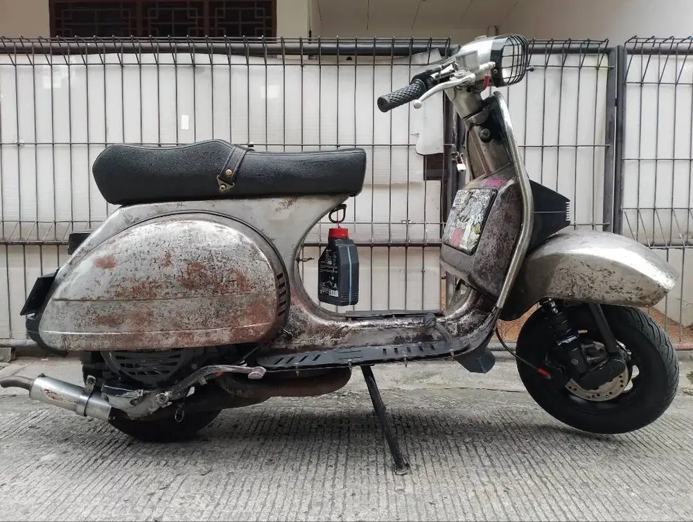 Vespa PS Tahun 1981
