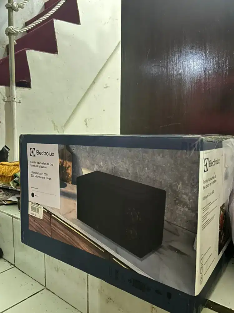 Elektrolux Microwave Oven 20L