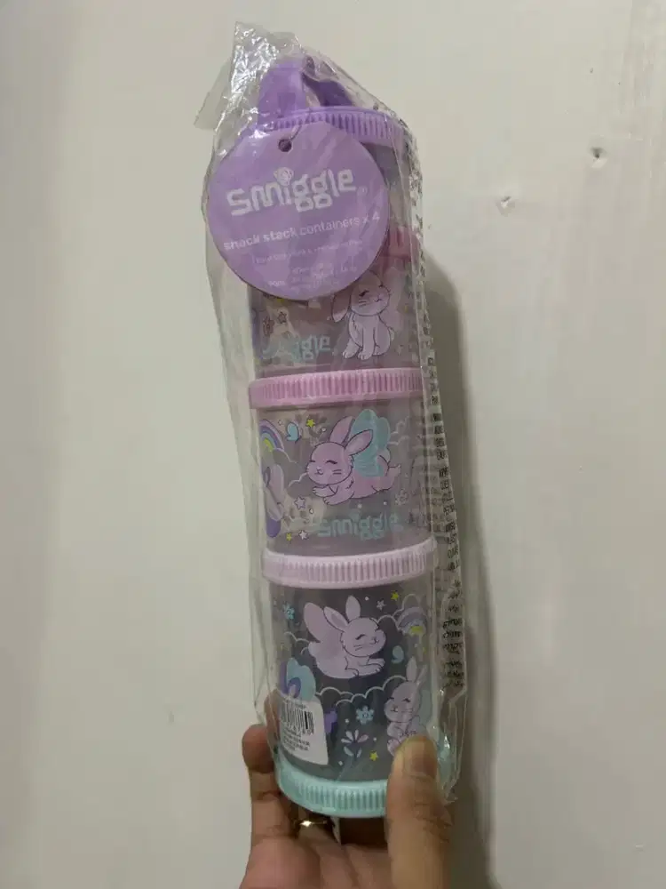 Smiggle Container Snack