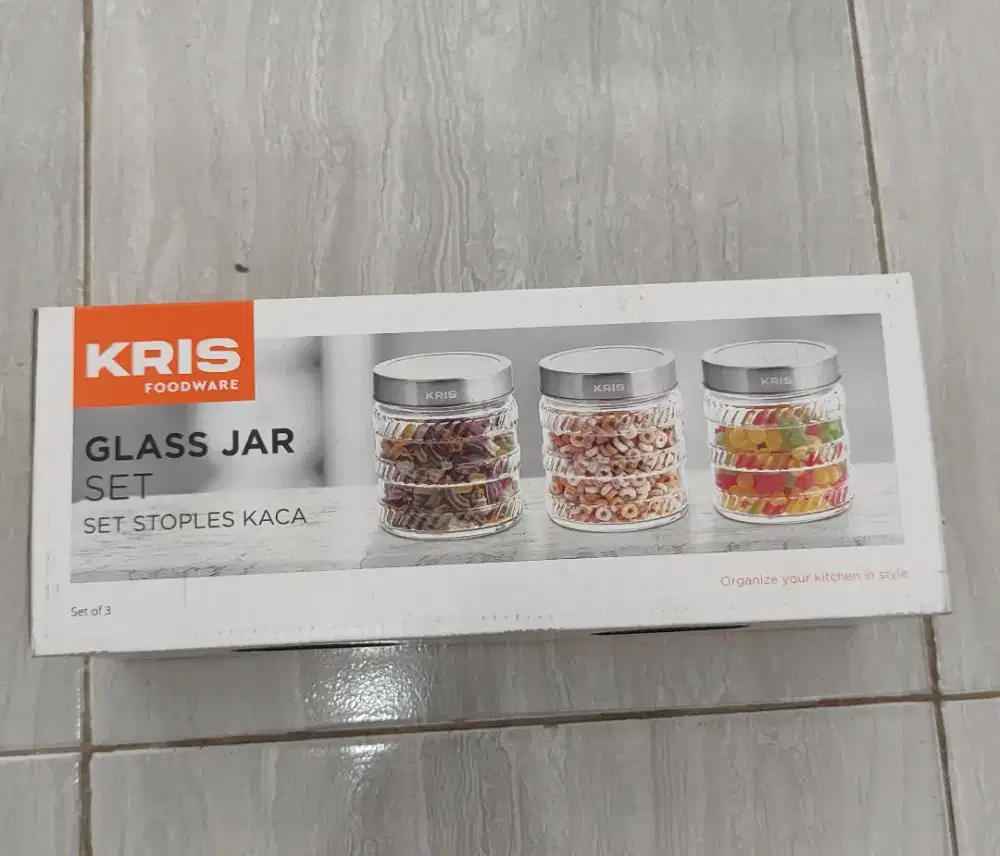 Kris glass jar set/ toples kaca isi 3