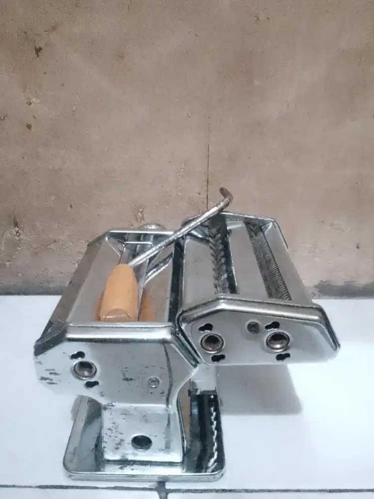 Gilingan kue serba guna