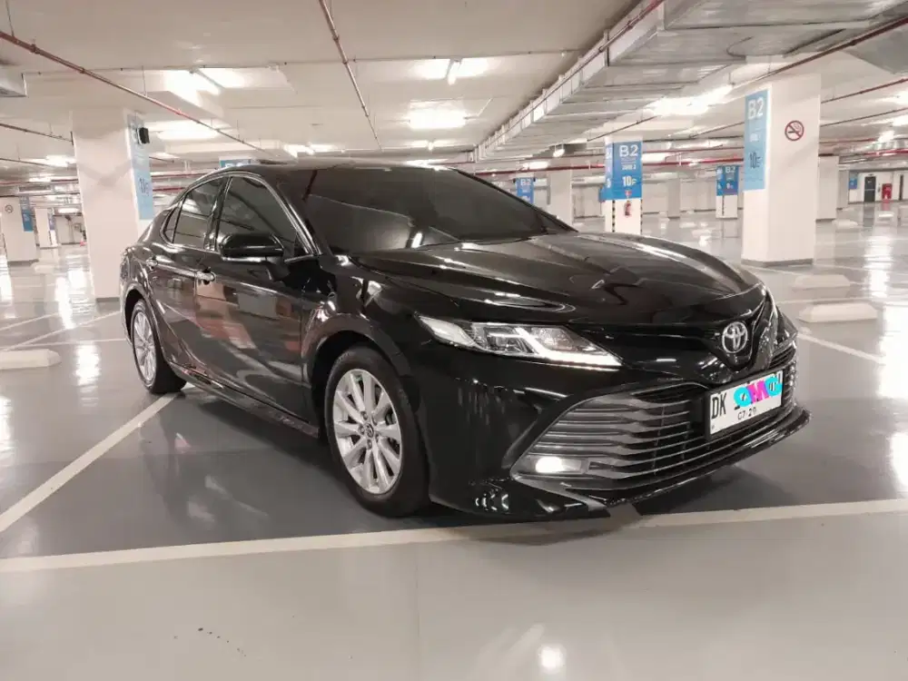 Toyota Camry 2.5 V AT 2019 asli bali gress