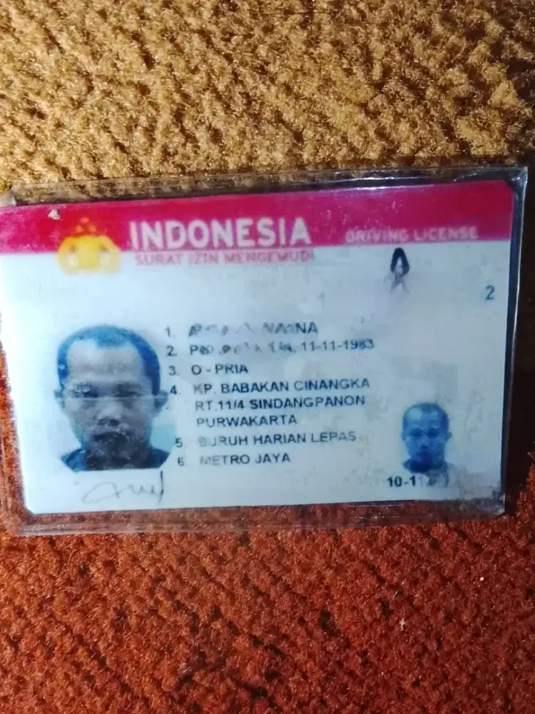 Saya sedang mencari kerja Driver
