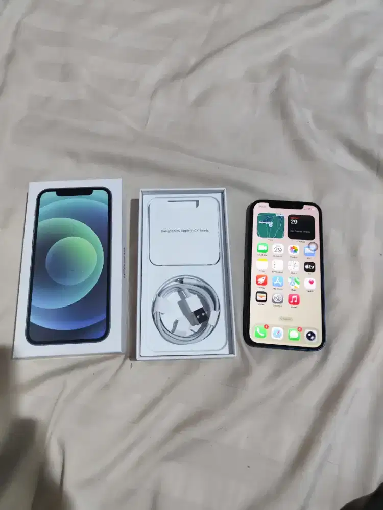 Iphone 12 64gb Beacukai ex display jepang