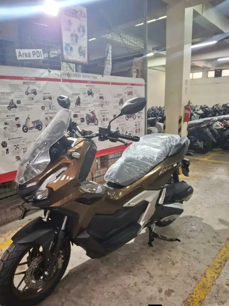 HONDA ADV 160 ROADSYNC