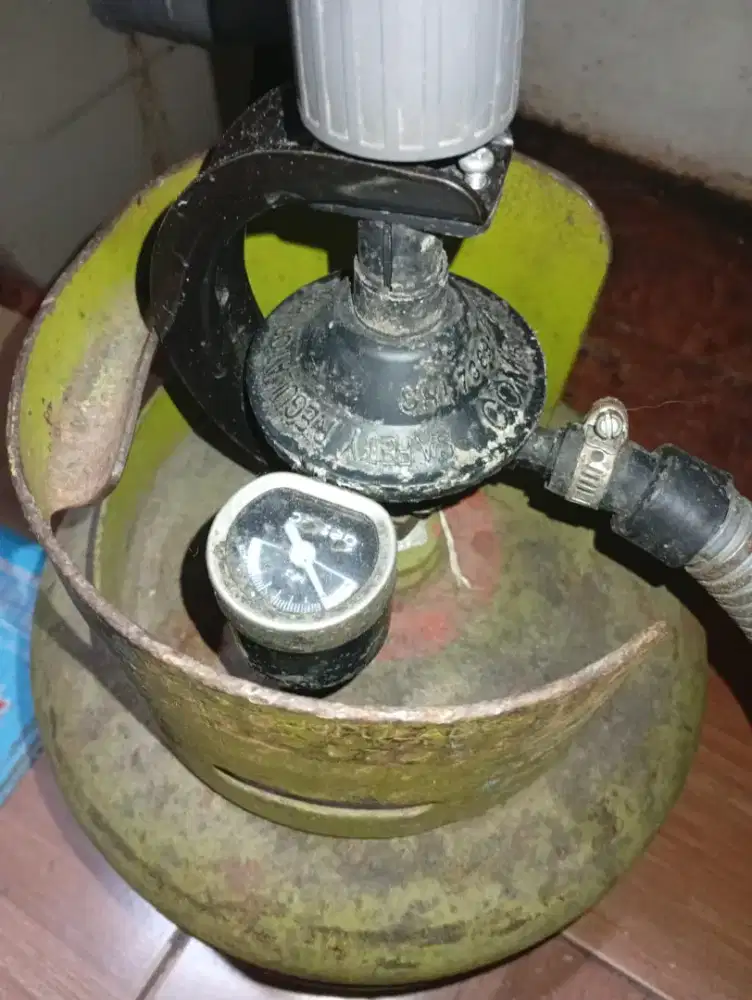 Dibutuhkan karyawan/karyawati  kantin