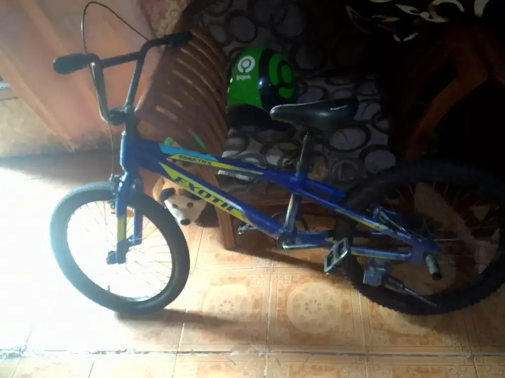 Sepeda bmx uk 20