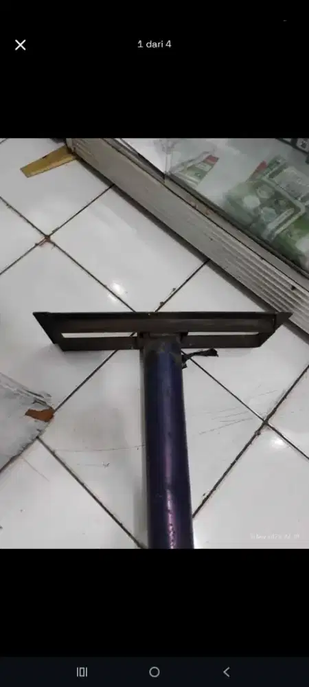 Jual tiang dudukan neon box bekas pemakaian normal