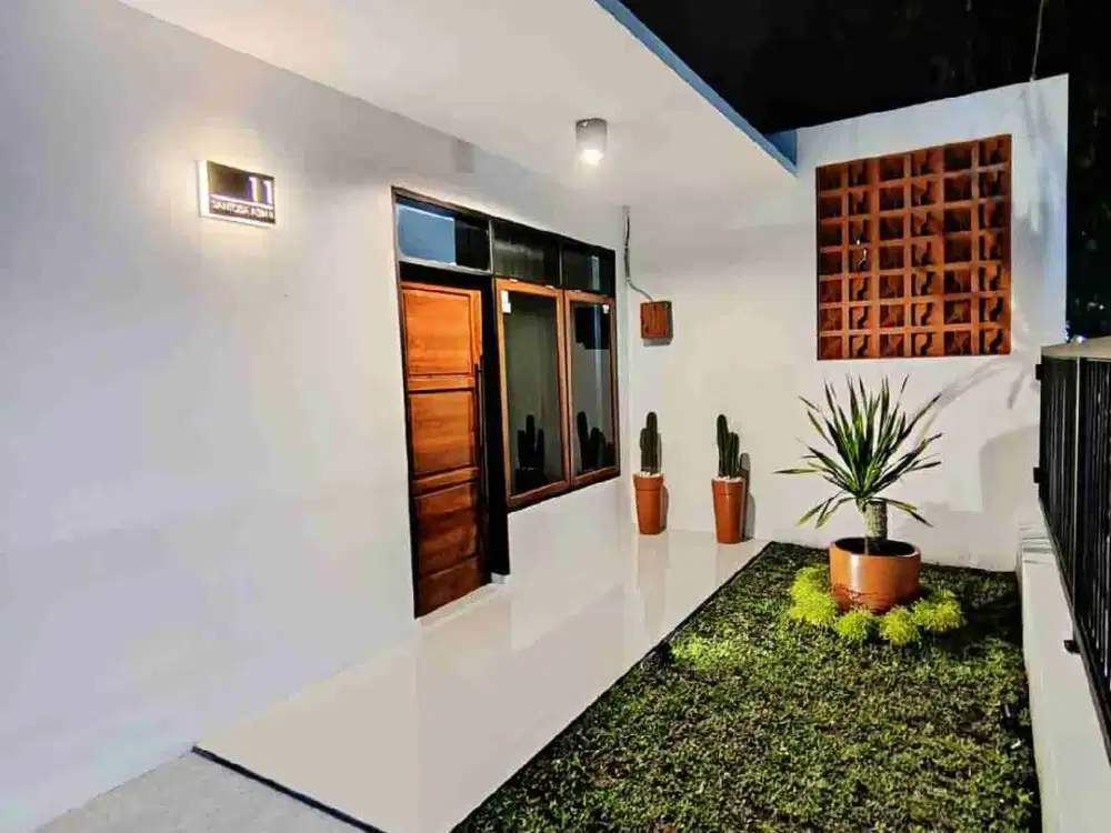 rumah estetik keren strategis murah di Soekarno Hatta belakang RS Al Islam