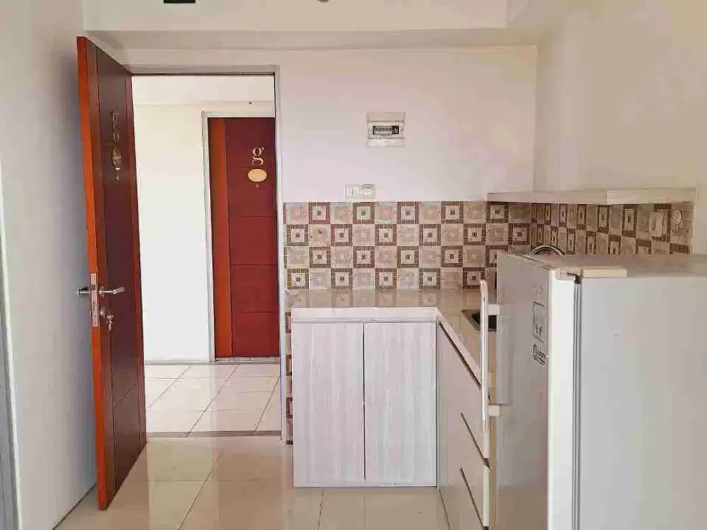 Disewakan Apartemen Gunawangsa Tidar Semi Furnish