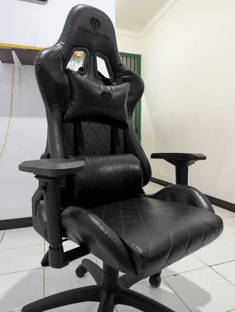 Terraflex Kursi Gaming Hitam