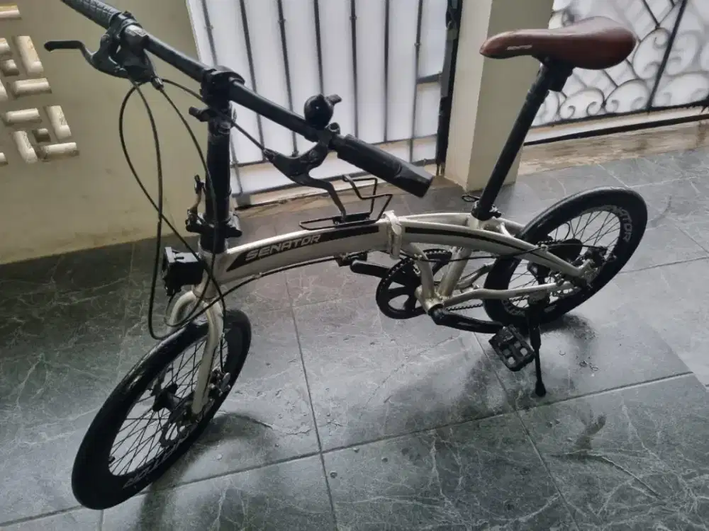 Sepeda lipat 20 inch