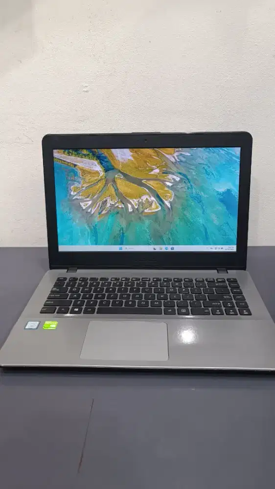Asus vivobook X442UR