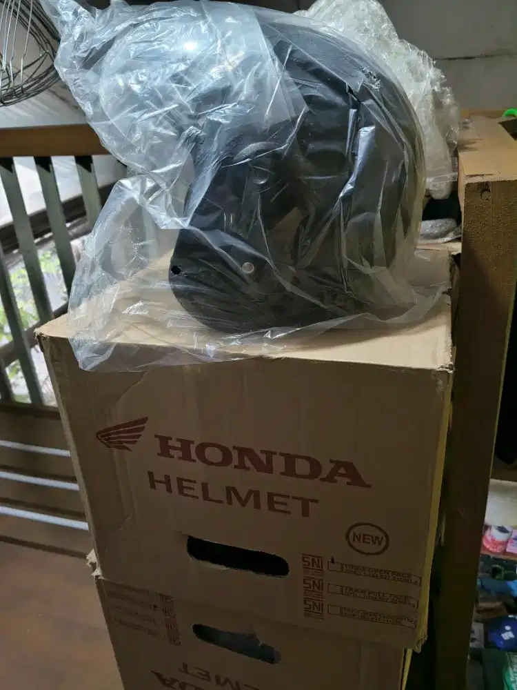 Helm Honda Scoopy Warna Hitam Baru