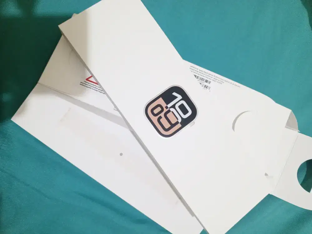 Apple watch series 10 42mm rose gold BNIB iBox