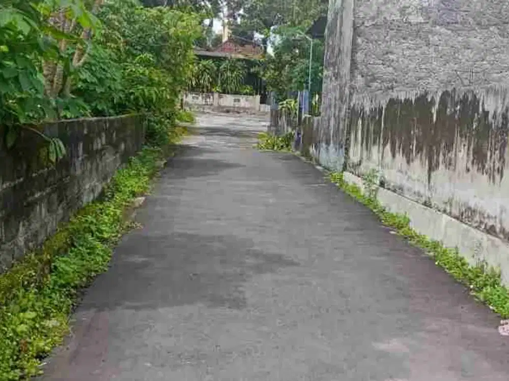 DIJUAL Pekarangan Kavling Timur Pom Bensin Tajem