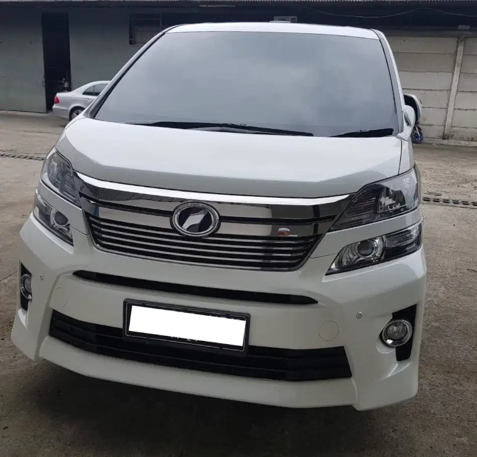 Toyota Vellfire 2014 Bensin
