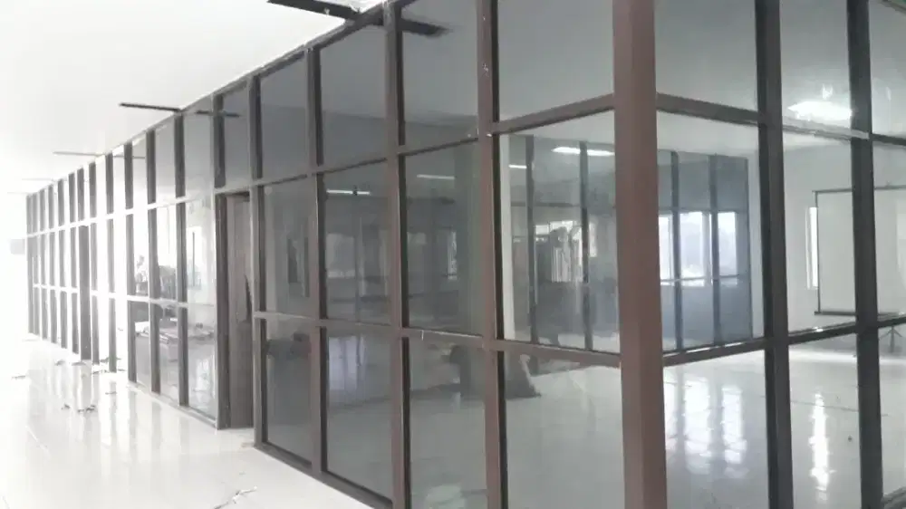Pintu aluminium dan rolling door
