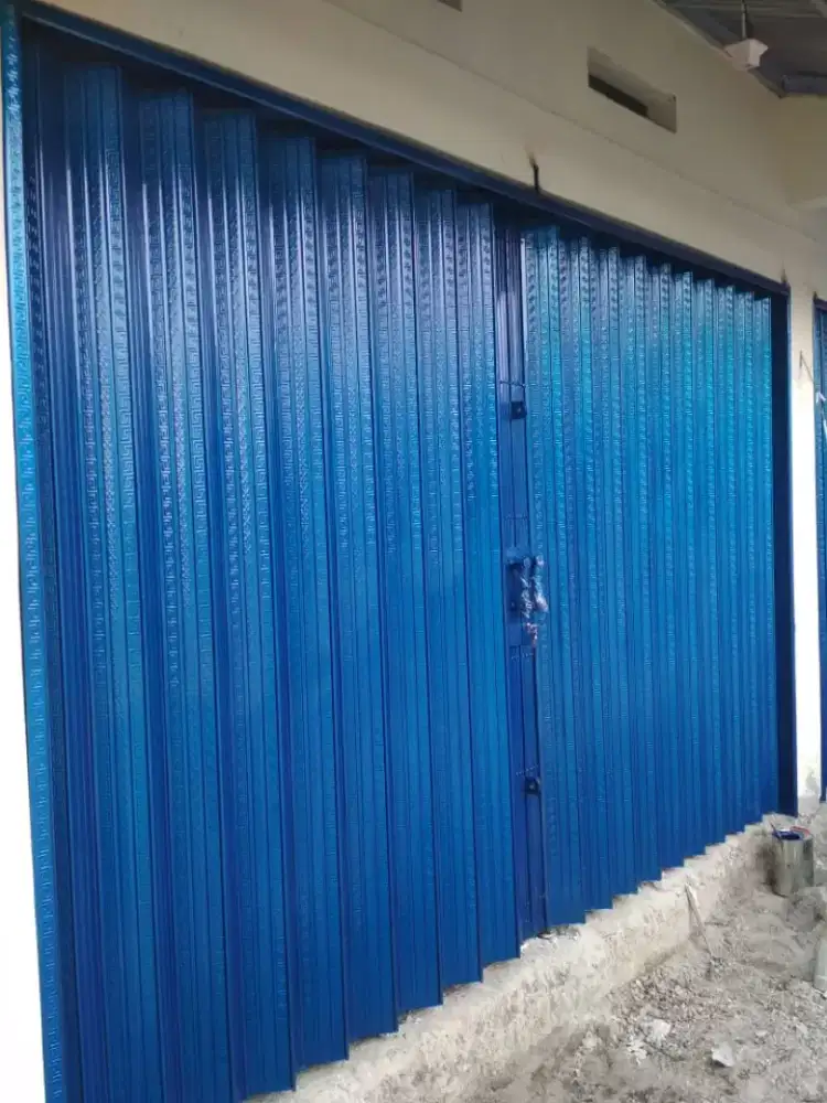 Pintu aluminium dan rolling door