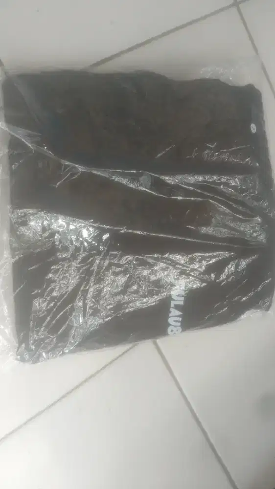 Jaket hoodie dan kaos pulau88