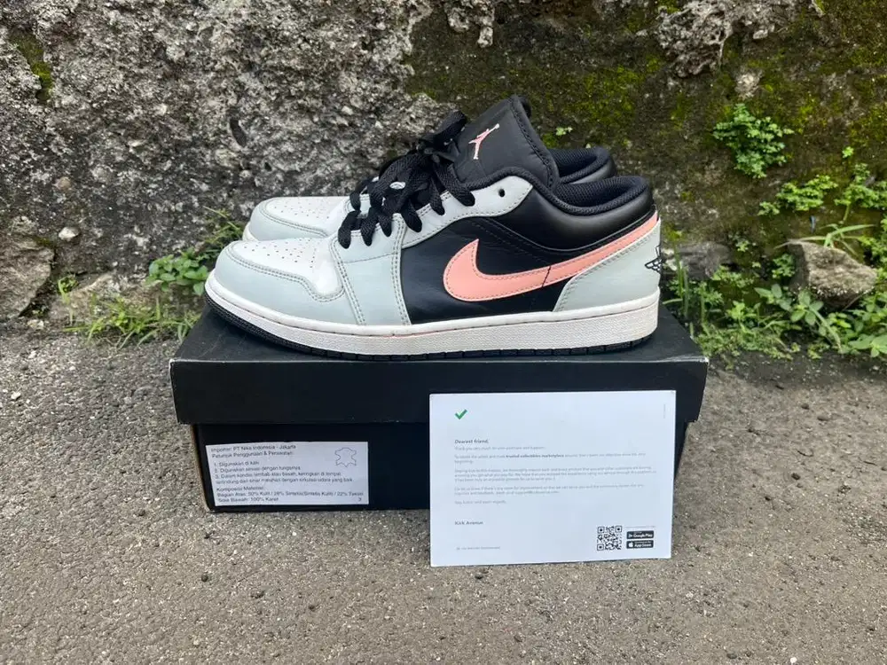Sepatu Nike Air Jordan 1 Low Black Grey Pink
