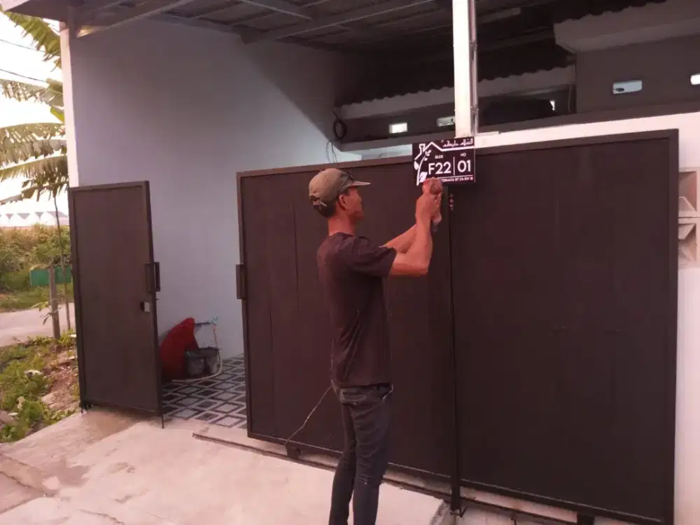 Tukang las panggilan