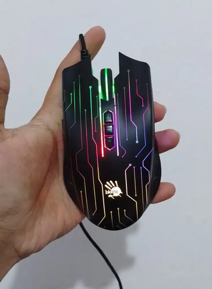 Mouse Gaming Rusia Neon X'Glide Q82 by bloody import
LED RGB