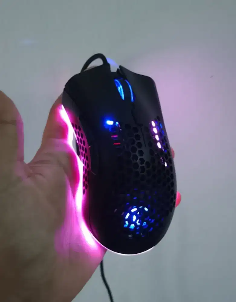 Mouse Gaming Rusia Panteon MS77 import