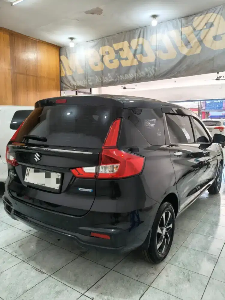 Suzuki Ertiga GX Hybrid 2023 Matic Hitam Tanpa PR