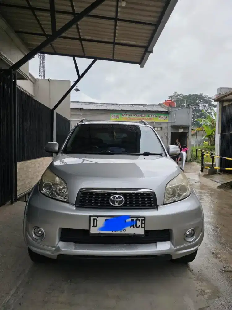 Toyota Rush 2014 Manual Silver