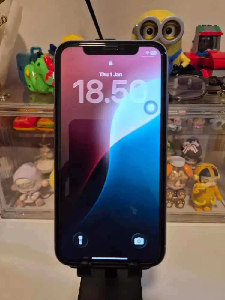 Iphone 11 64gb ibox istimewa