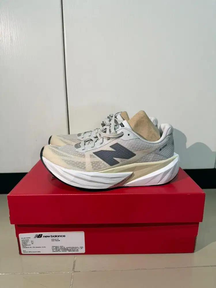 JUAL NEW BALANCE REBEL V5 WOMEN'S RUNNING SHOES - CREAM